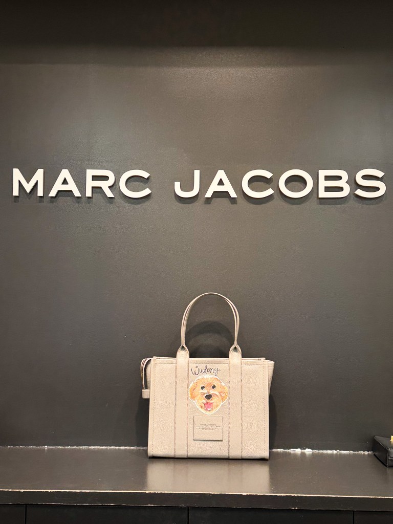 Marc Jacobs pet portrait event
